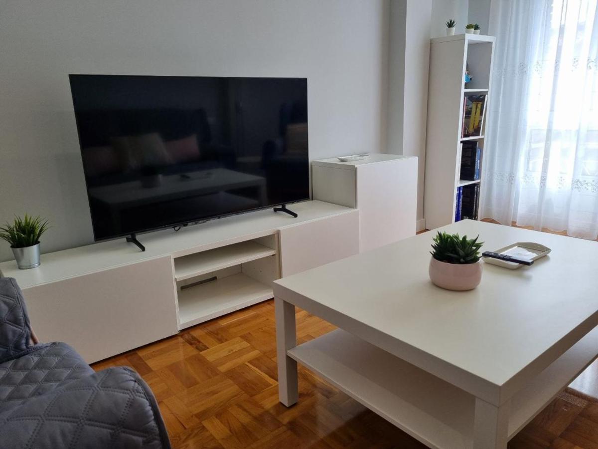 153A 3 Dormitorios Barrio De La Arena Con Parking Хихон Екстериор снимка